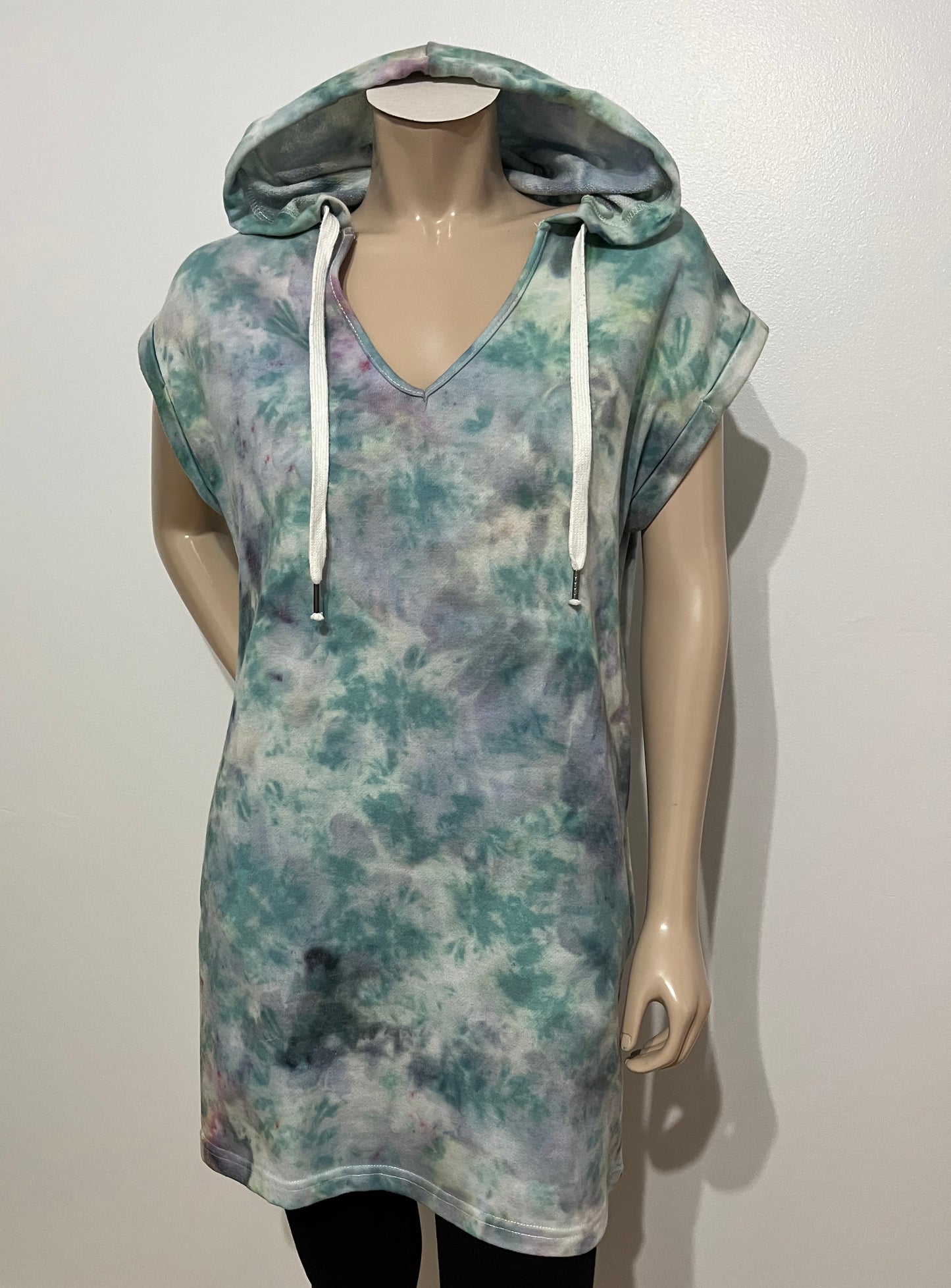 Robe à capuchon